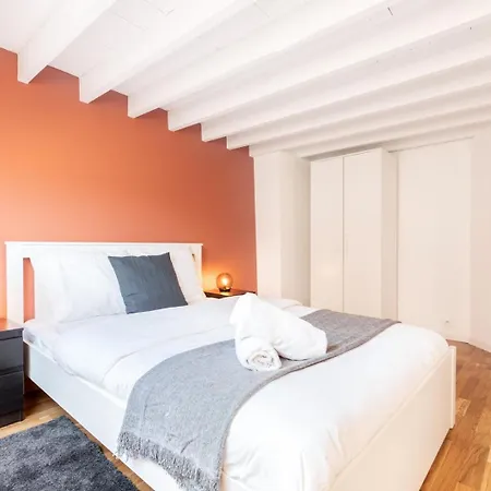 Beautiful On The Grand Place ! 4pers. Apartment Lille
